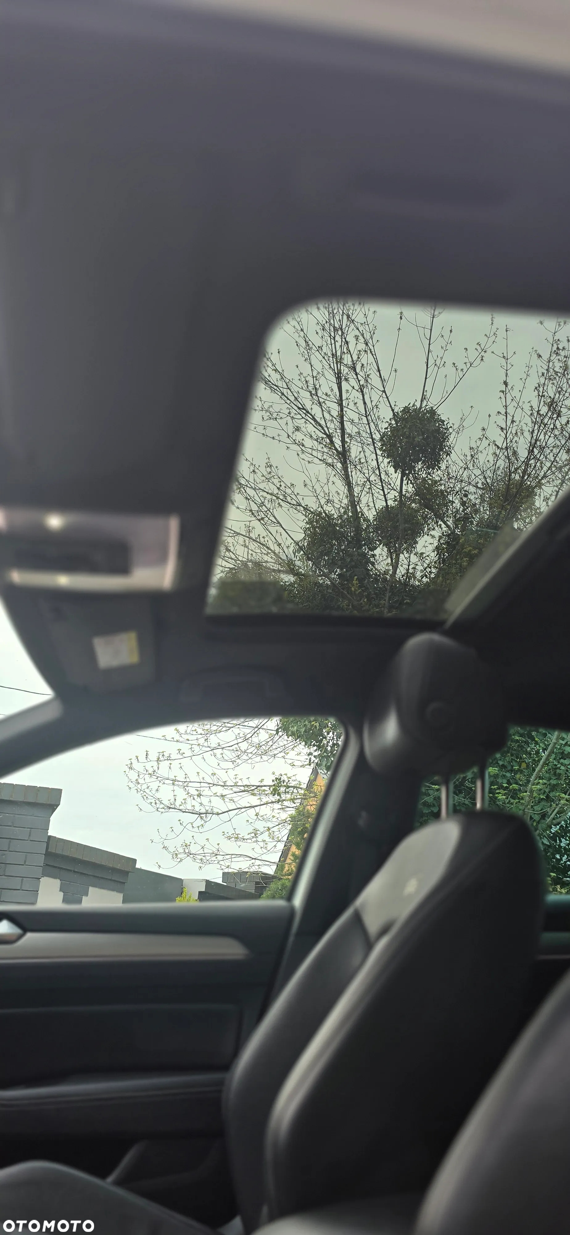 Volkswagen Passat - 17