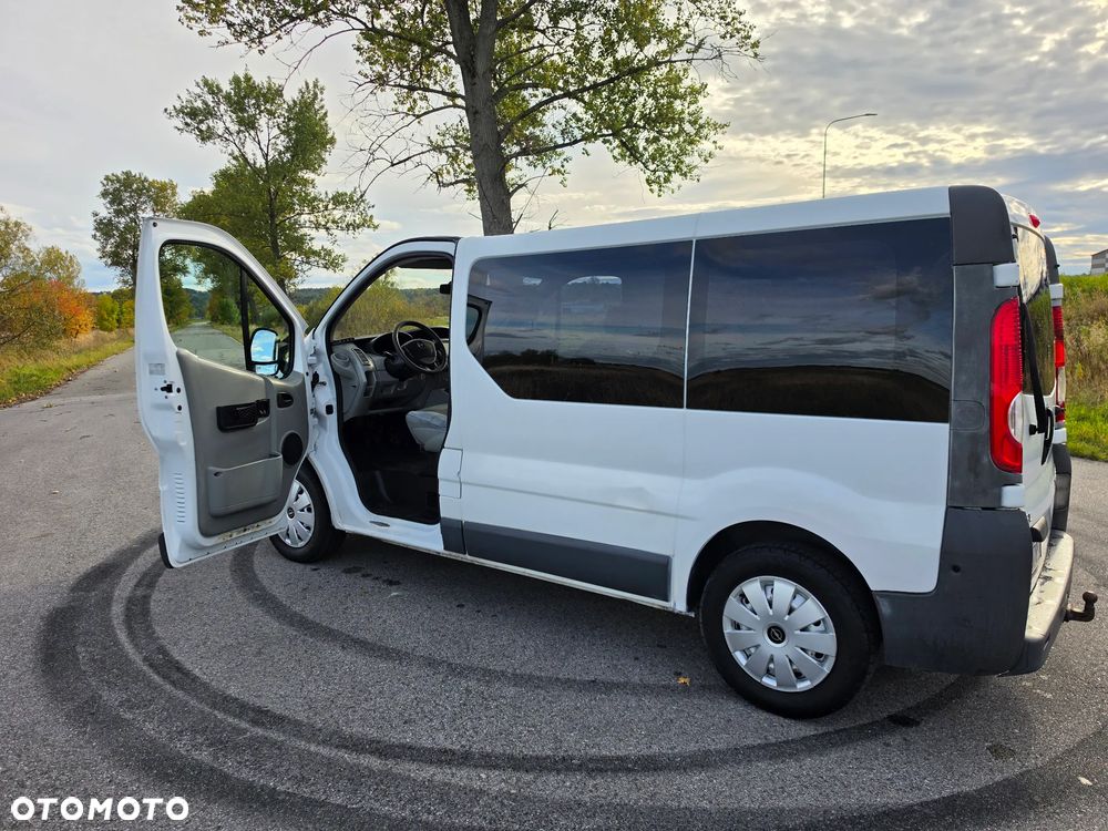 Opel Vivaro - 16