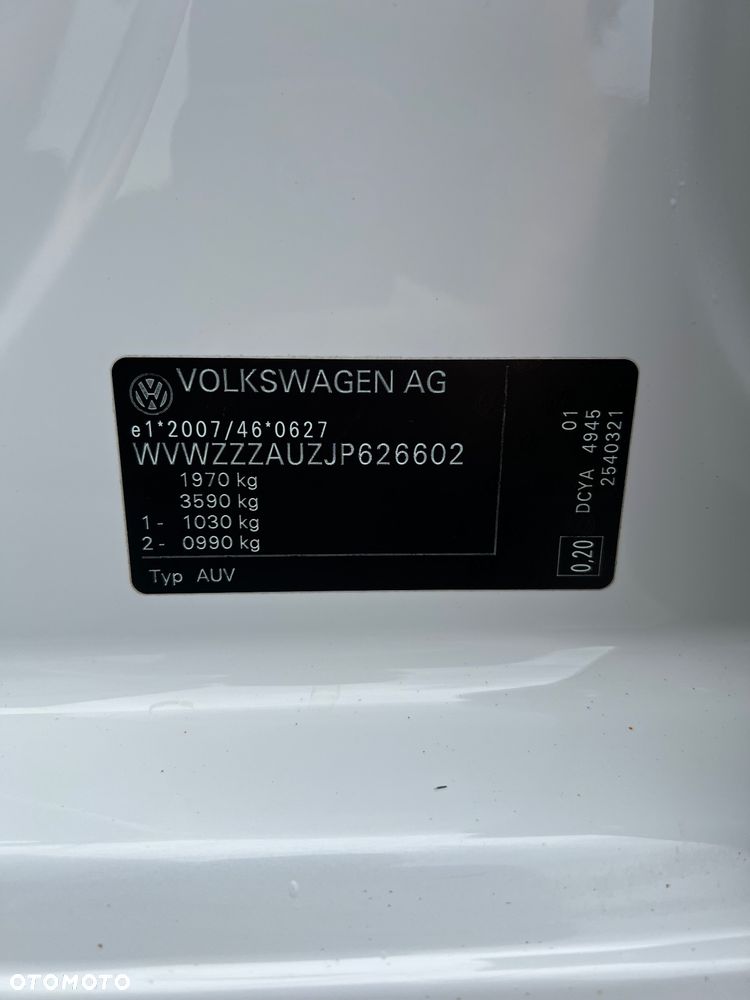 Volkswagen Golf - 20