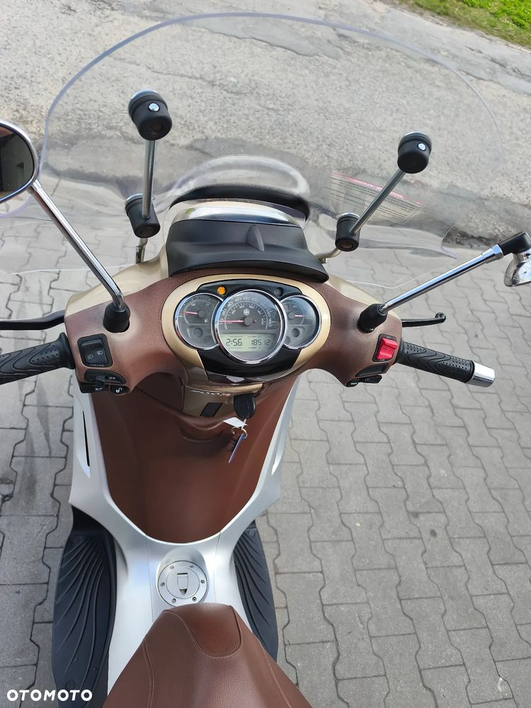 Piaggio Beverly - 28