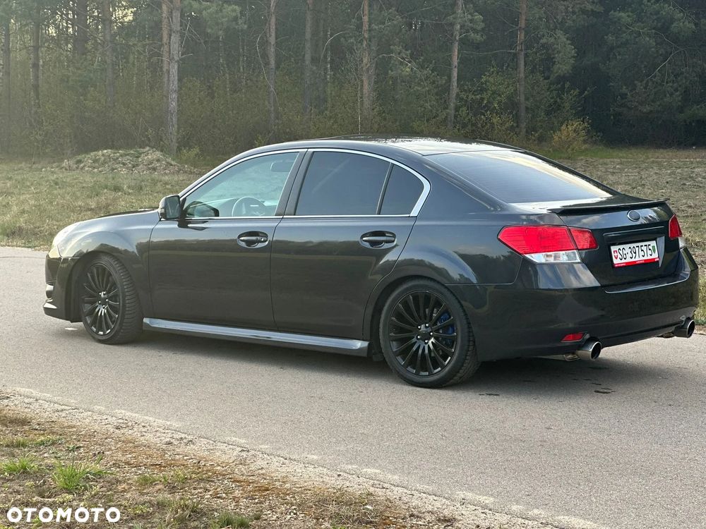 Subaru Legacy 2.5i GT - 6