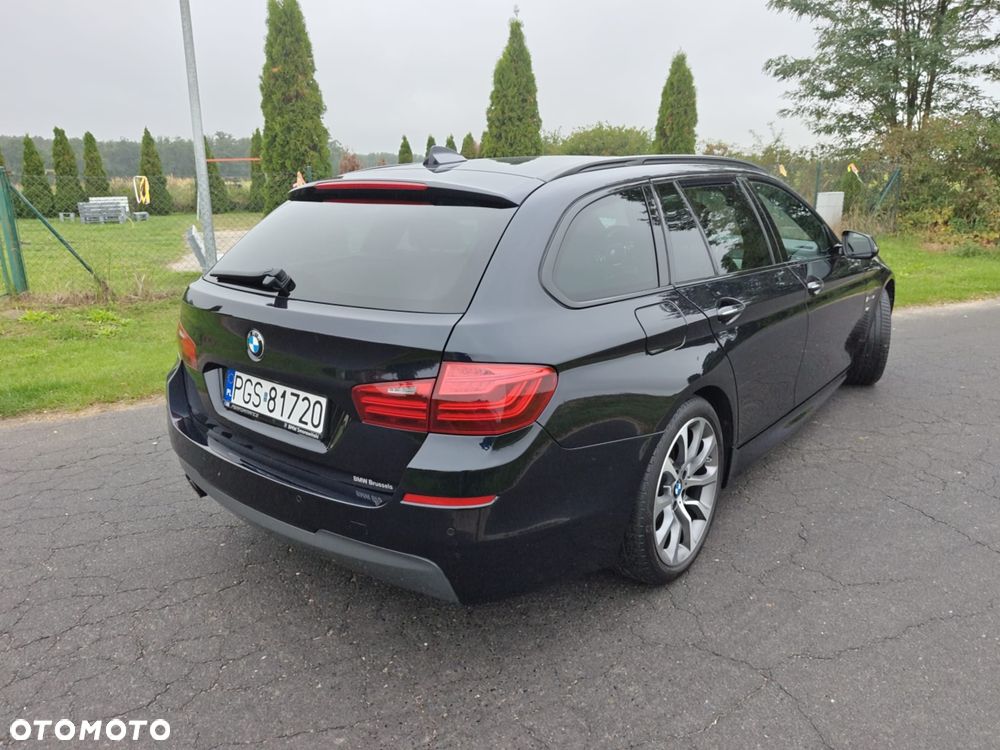 BMW Seria 5 520d M Sport - 8