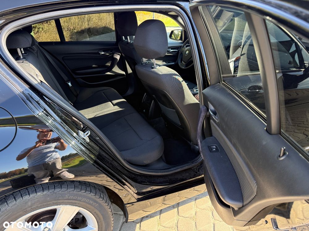 BMW Seria 1 - 17