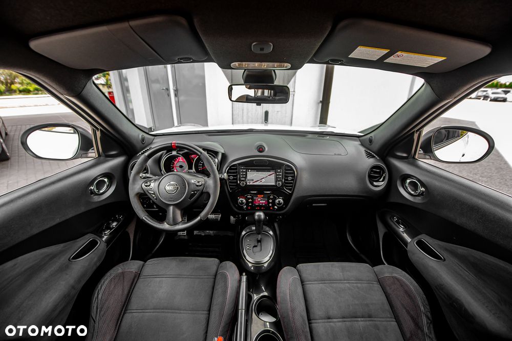 Nissan Juke 1.6 DIG-T ALL-MODE 4x4i Xtronic Nismo RS - 18