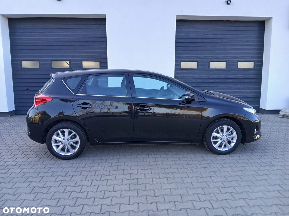 Toyota Auris 1.6 Valvematic Edition - 12