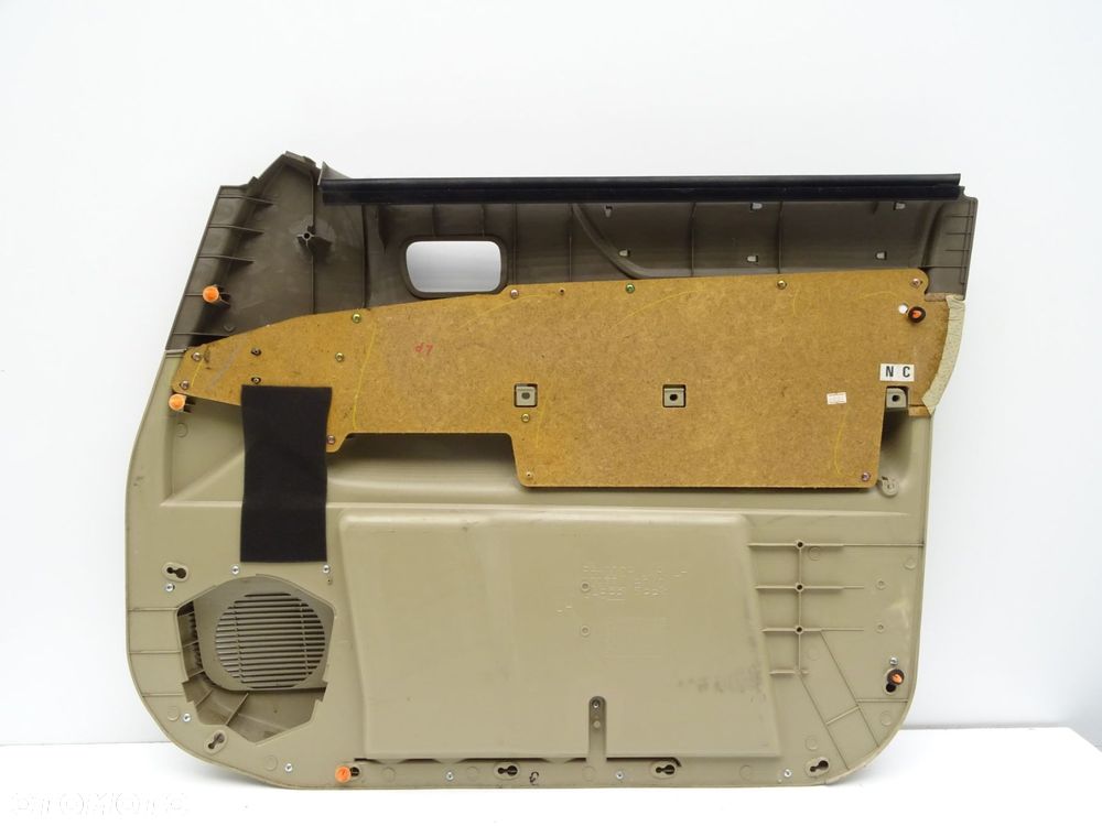 Boczek drzwi lewy przód przedni lewa 80977vb010 nissan patrol gr y61 long - 5