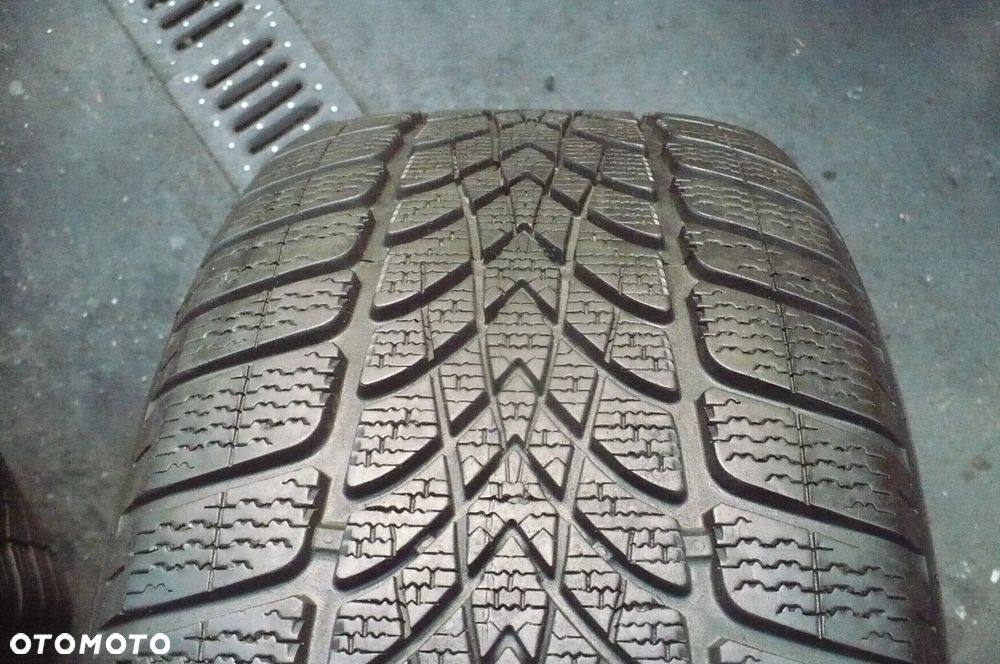 DUNLOP Winter Sport 4D 245/50R18 6,4mm 2023 - 1