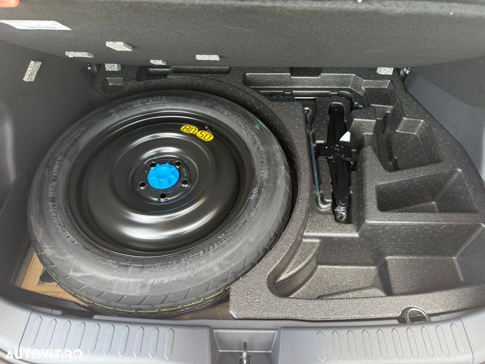 Toyota C-HR 1.8 HEV 140 CP 4x2 CVT Exclusive - 25