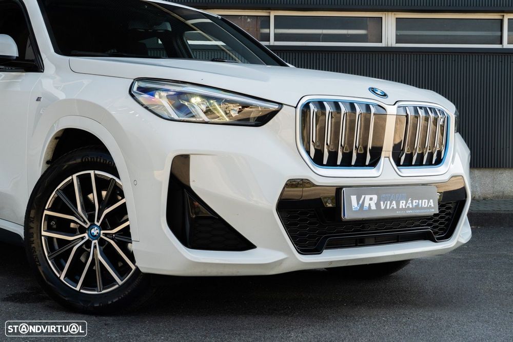 BMW iX1 xDrive30 Pack Desportivo M - 23