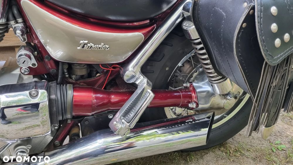 Suzuki Intruder - 16