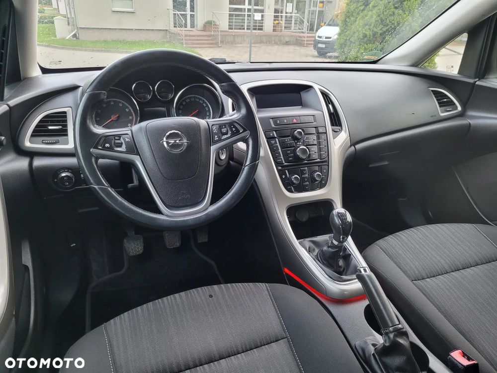 Opel Astra 1.6 Innovation - 5