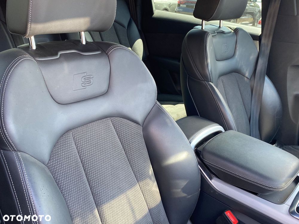 Audi Q7 55 TFSI mHEV Quattro S Line Tiptr - 34