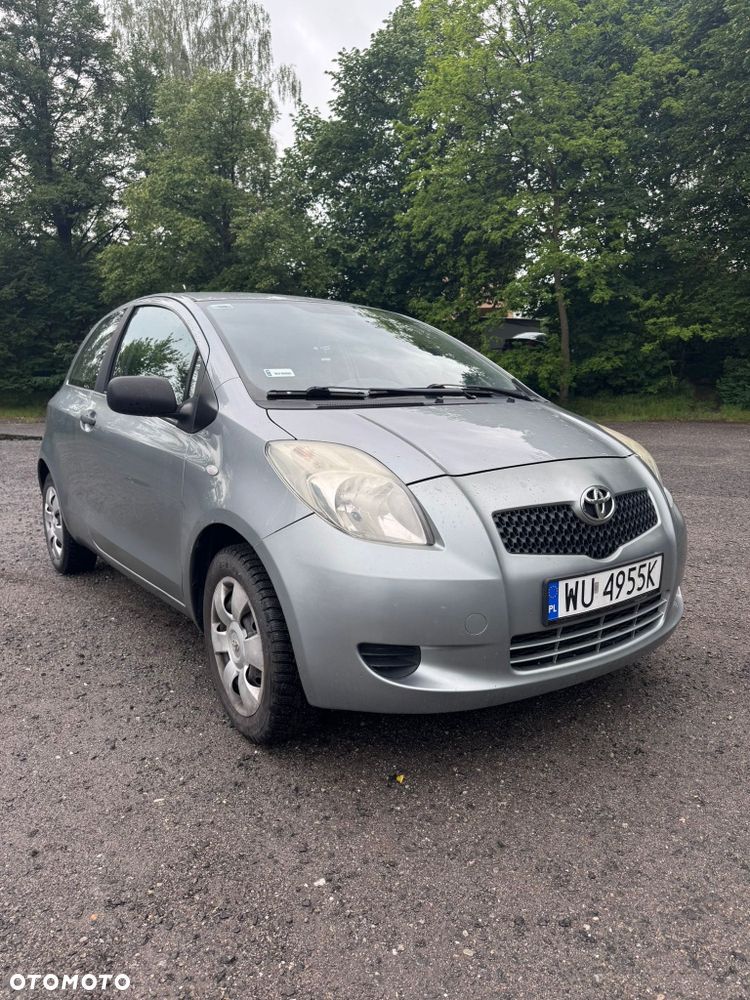 Toyota Yaris - 2