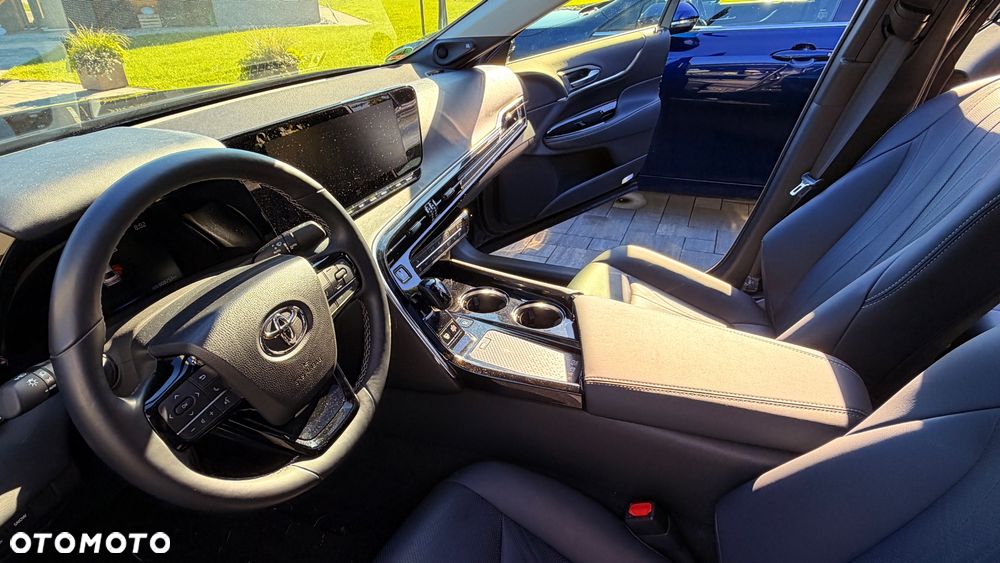 Toyota Mirai Advanced - 7