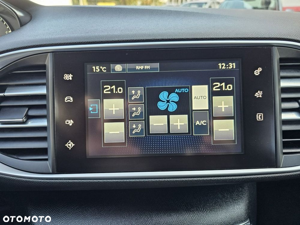 Peugeot 308 1.6 BlueHDi Business Line S&S - 25