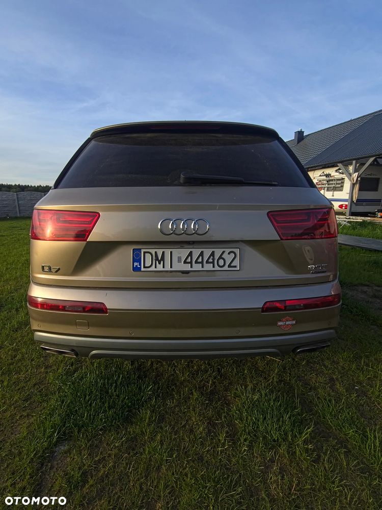 Audi Q7 - 3