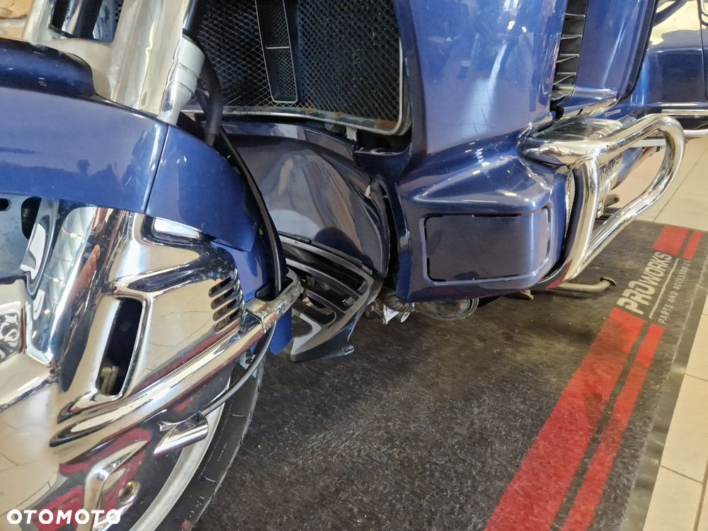Honda GL - 11