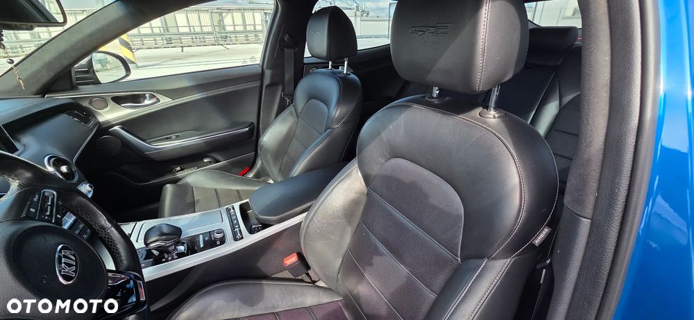 Kia Stinger 2.0 T-GDI GT Line - 10