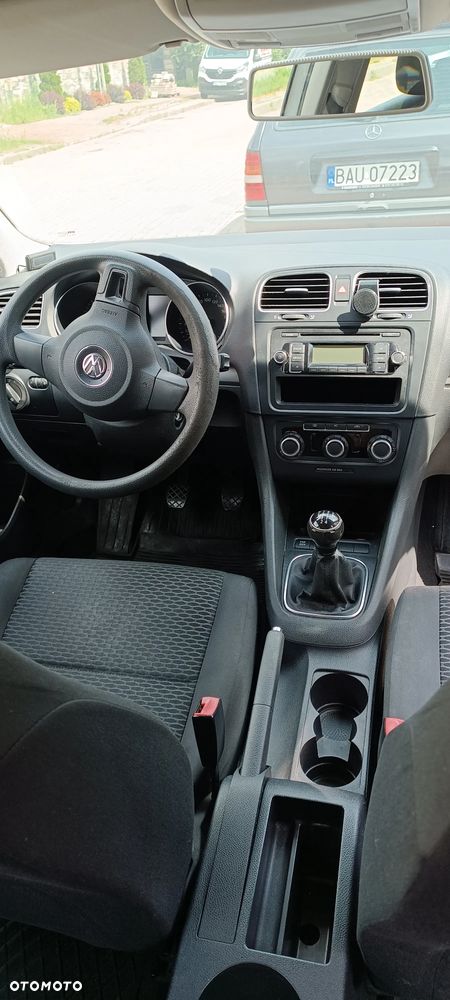 Volkswagen Golf 1.6 TDI DPF move - 9