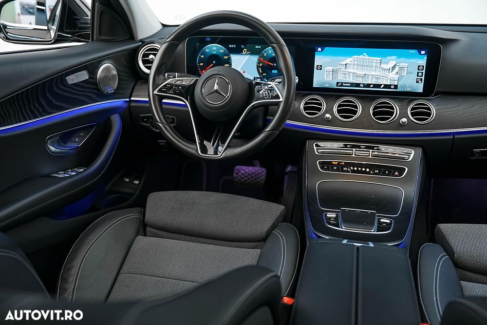 Mercedes-Benz E - 12