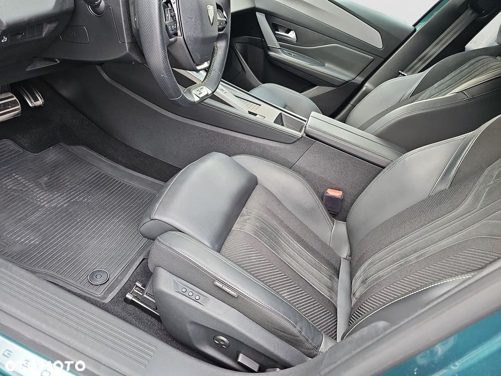 Peugeot 308 1.2 PureTech GT Pack S&S EAT8 - 10