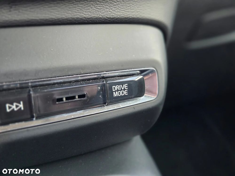 Volvo XC 40 T3 Geartronic Inscription - 18