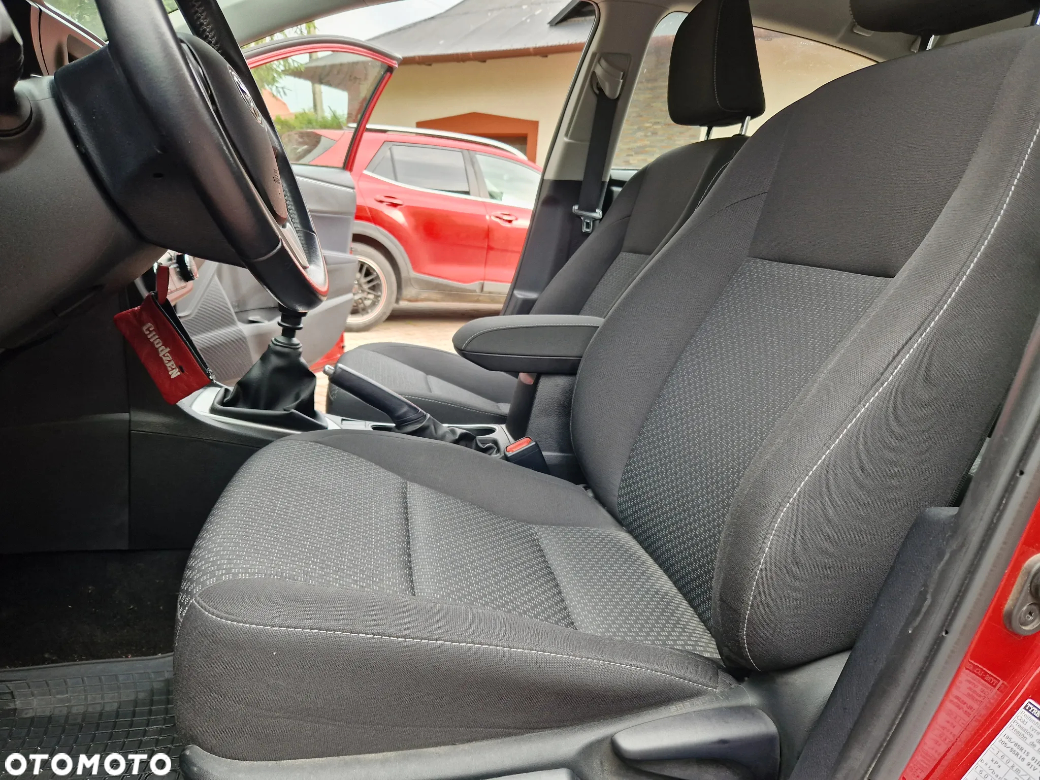 Toyota Corolla 1.6 Premium + - 20