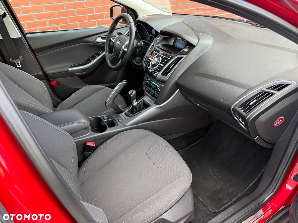 Ford Focus 1.6 TDCi DPF Titanium - 23