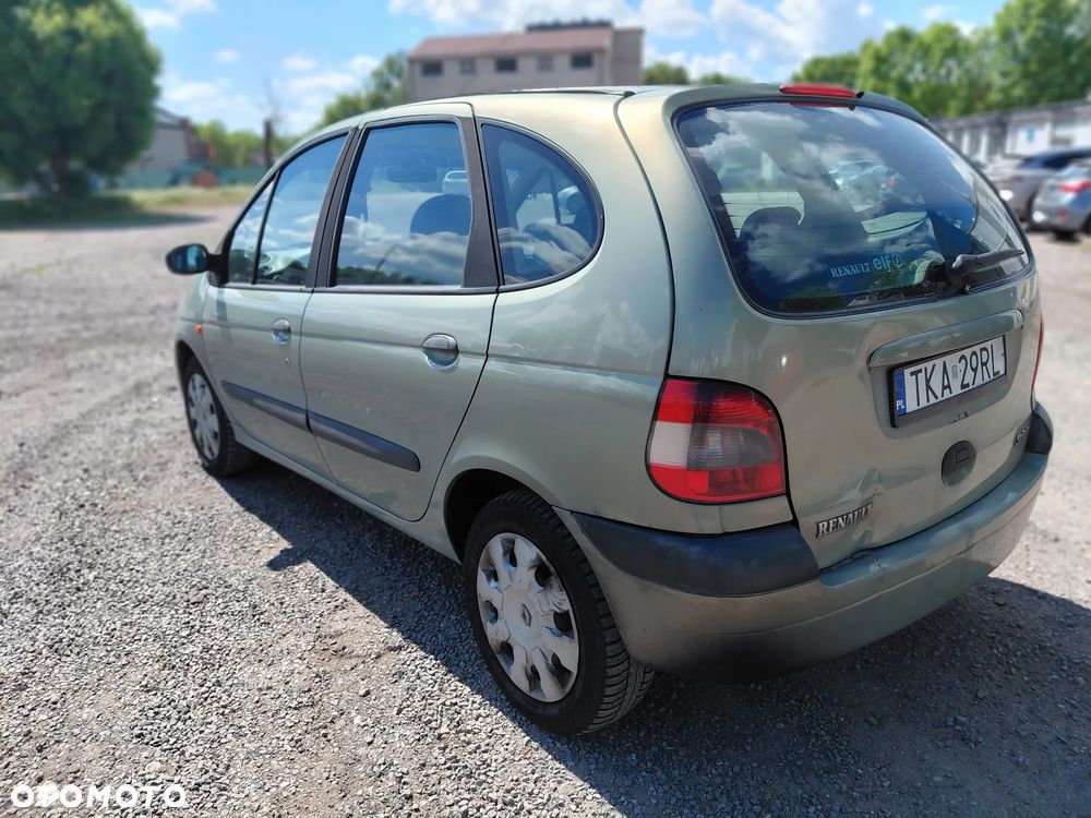 Renault Scenic 1.9 dCi EXpression - 13