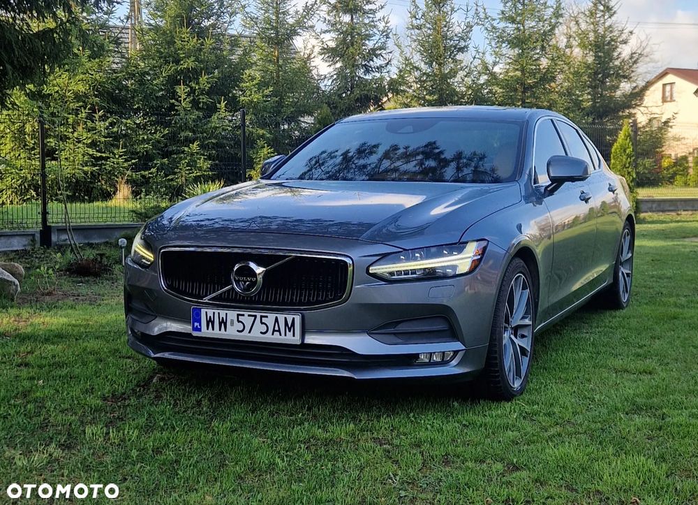 Volvo S90 T5 Momentum - 1