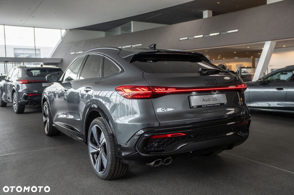 Audi Q5 Sportback - 4
