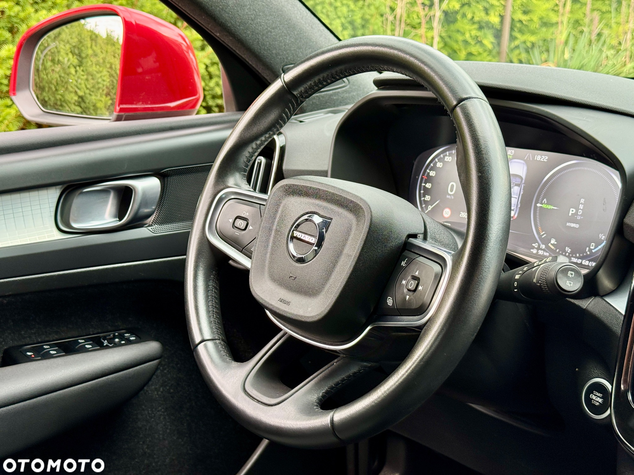 Volvo XC 40 T5 Plug-In Hybrid Momentum Pro - 14