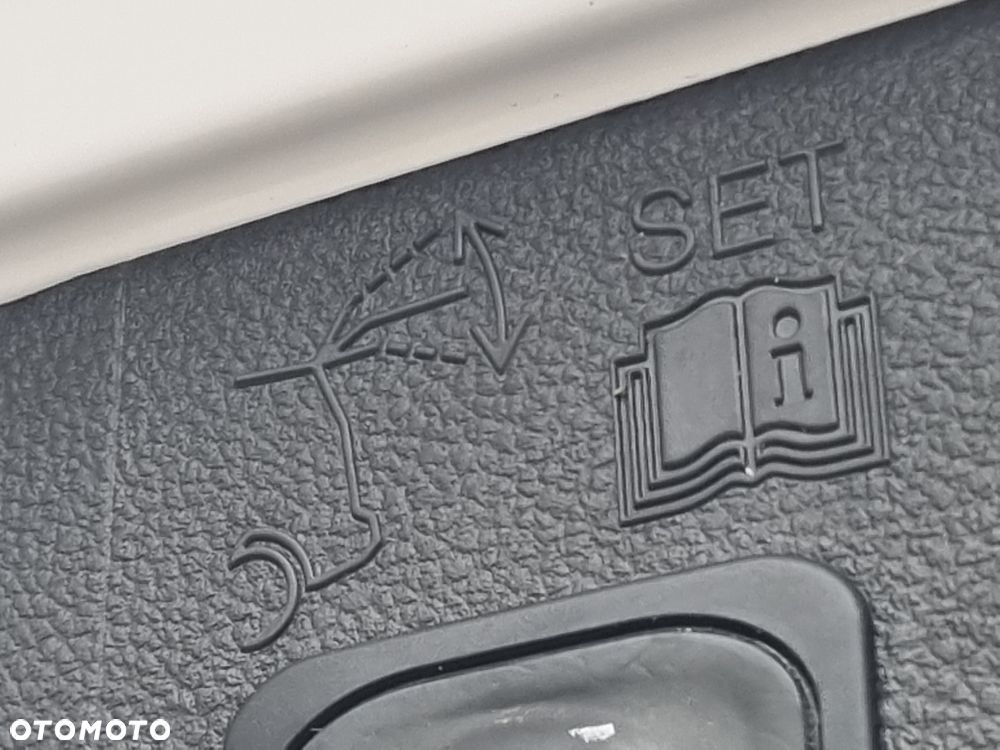 Ford Kuga 2.0 TDCi 4x2 ST-Line - 29