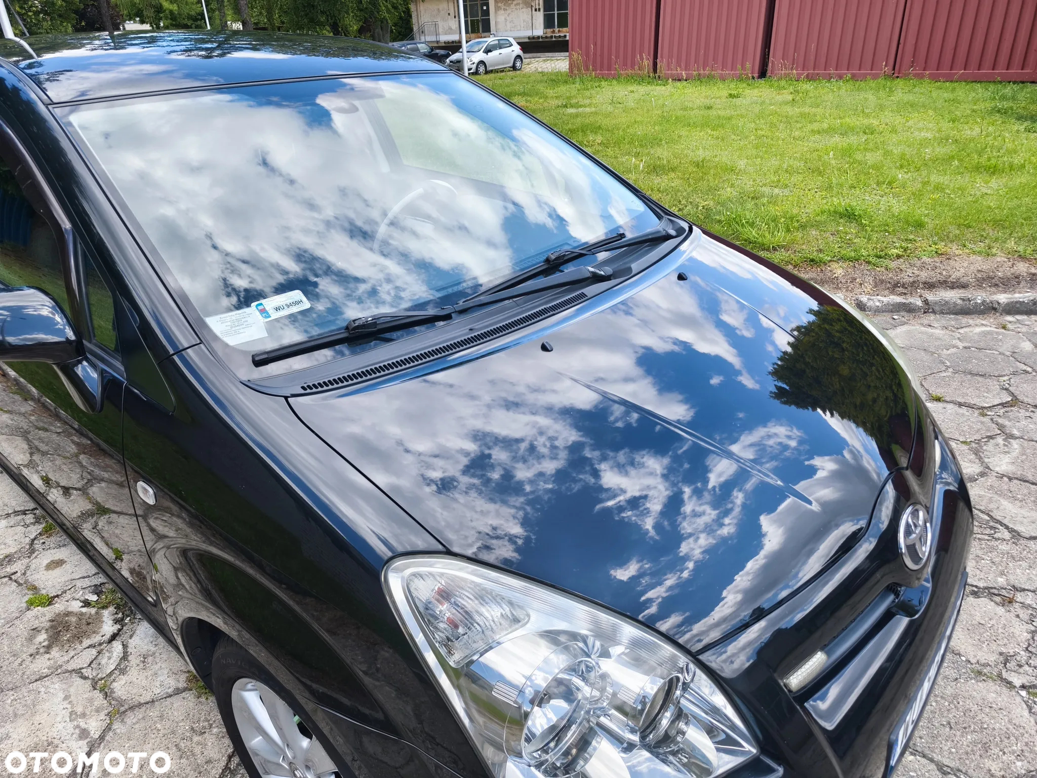 Toyota Corolla Verso 1.8 Premium + - 23