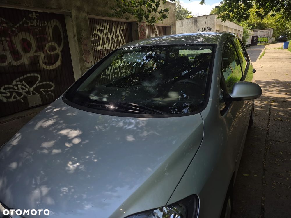 Volkswagen Golf Plus - 10