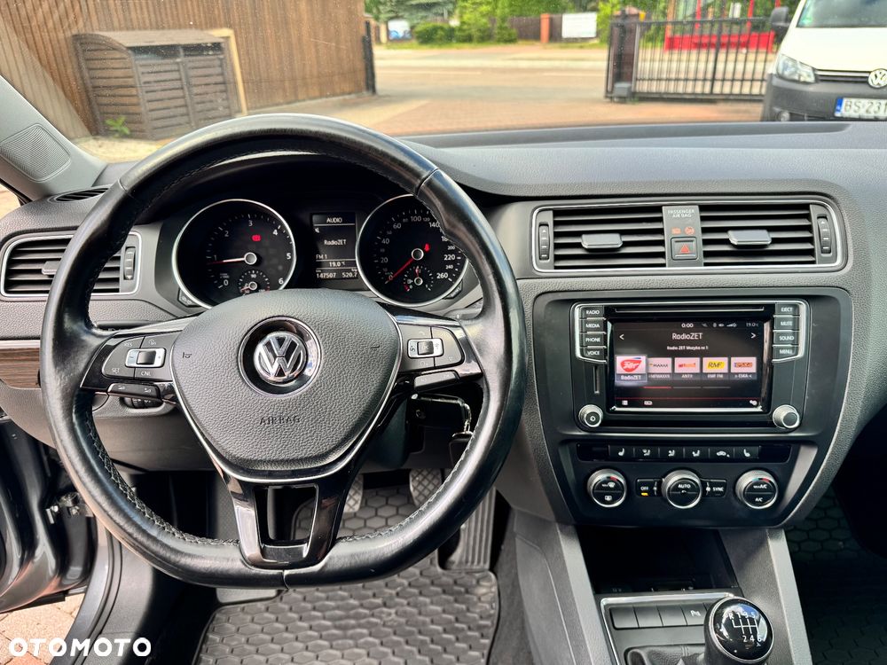 Volkswagen Jetta 2.0 TDI DPF BMT Highline - 19