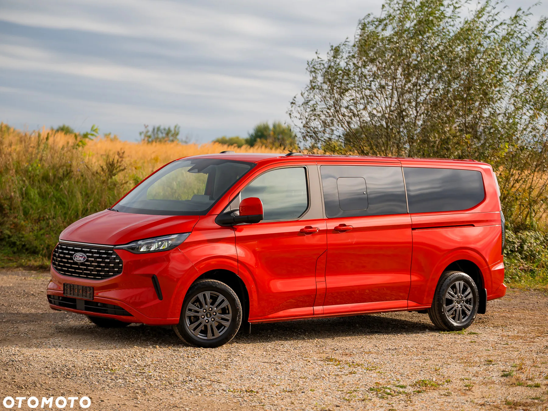 Ford Tourneo Custom 320 L2H1 4x4 Autm TitaniumX - 4
