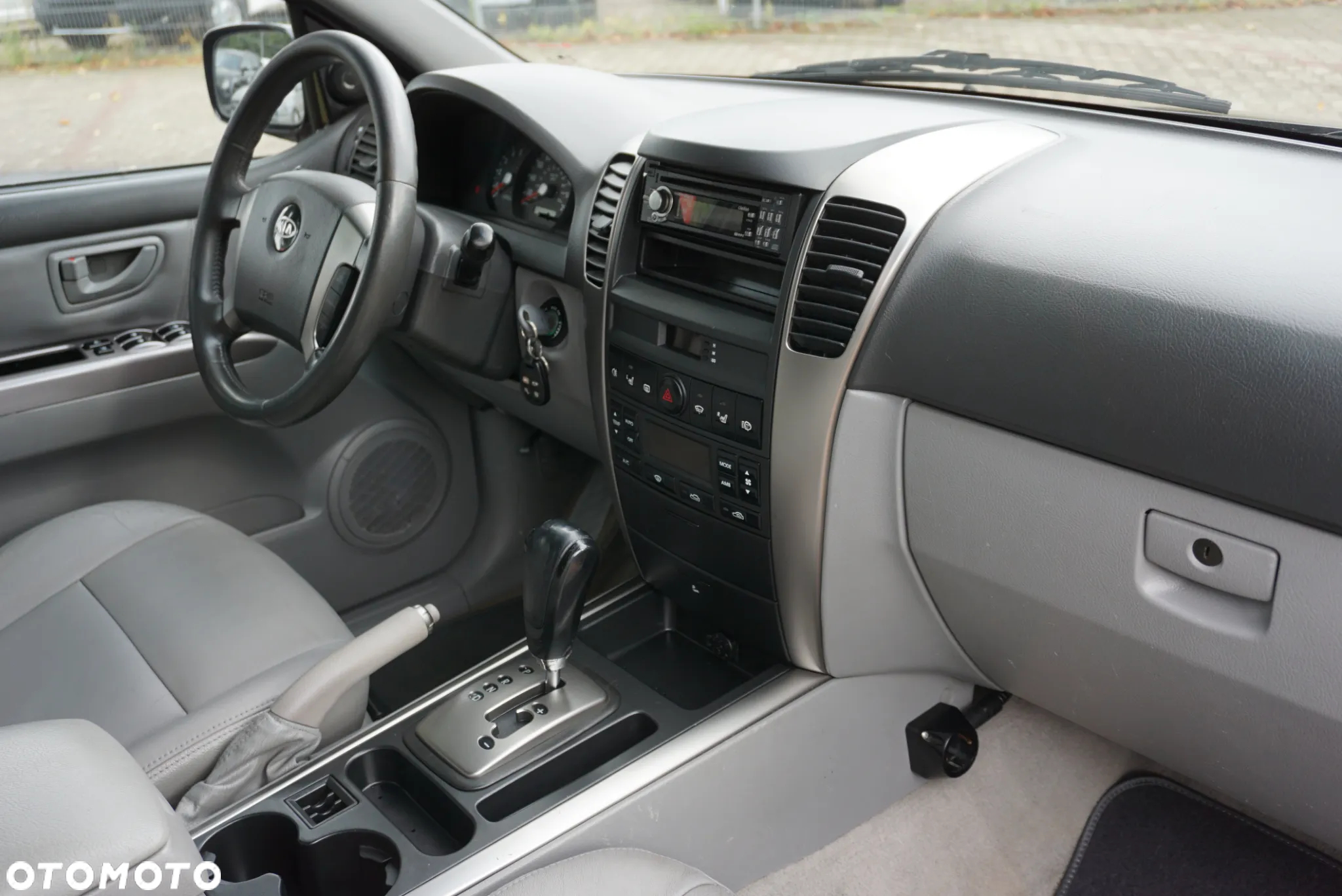Kia Sorento 2.5 CRDi LX - 17