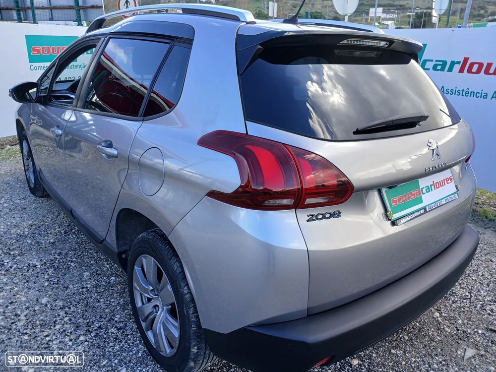 Peugeot 2008 1.2 PureTech Style - 14