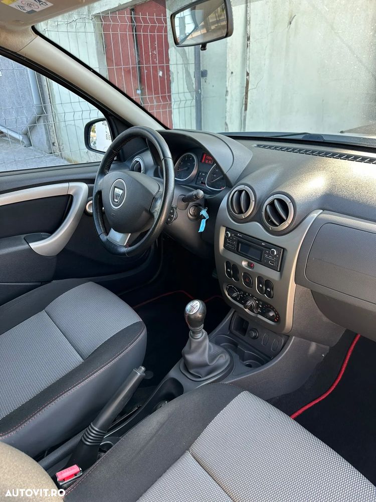 Dacia Duster 1.5 dCi 4x2 Laureate - 7