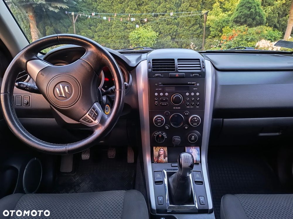 Suzuki Grand Vitara 1.9 DDiS De Luxe - 9