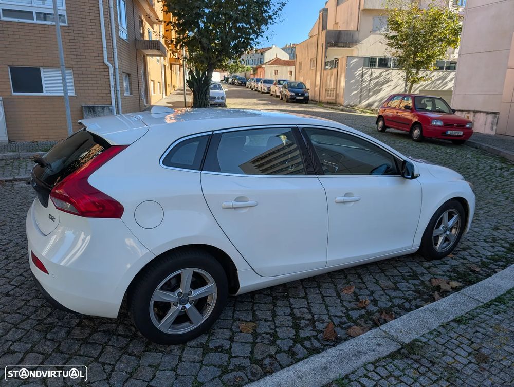 Volvo V40 ver-1-6-d2-momentum-powershift - 7