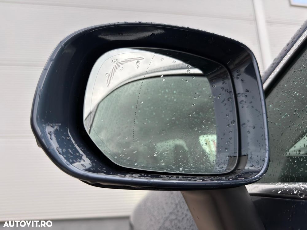 Volvo XC 60 B5 MHEV AT8 AWD Inscription - 35