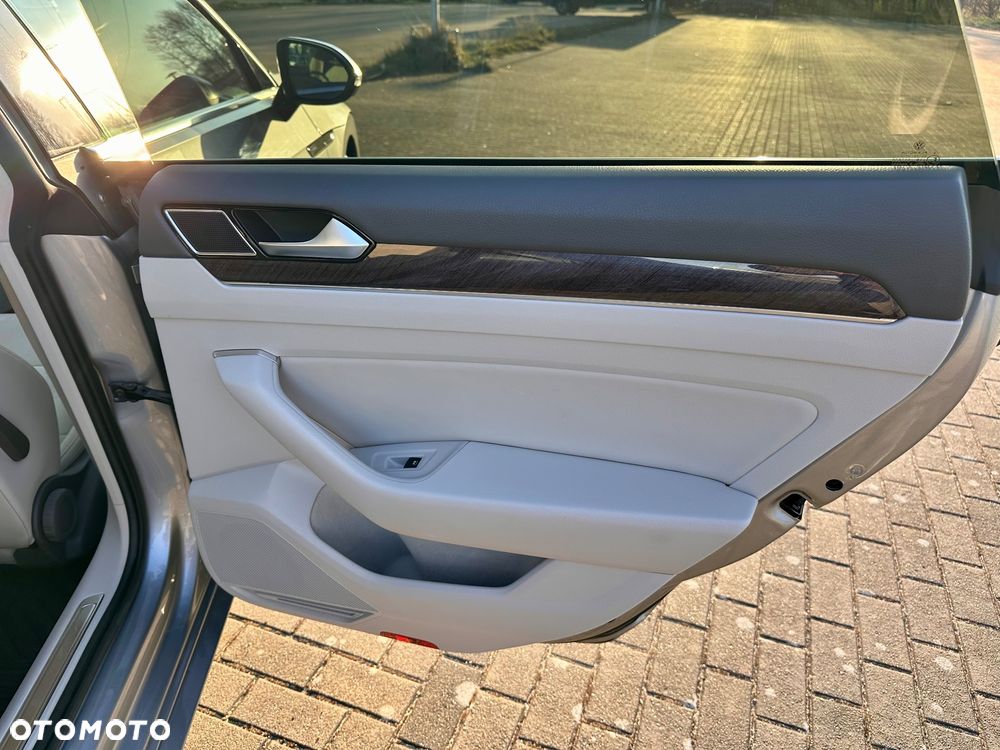 Volkswagen Arteon 2.0 TDI Bi-Turbo SCR 4Mot Elegance DSG - 14