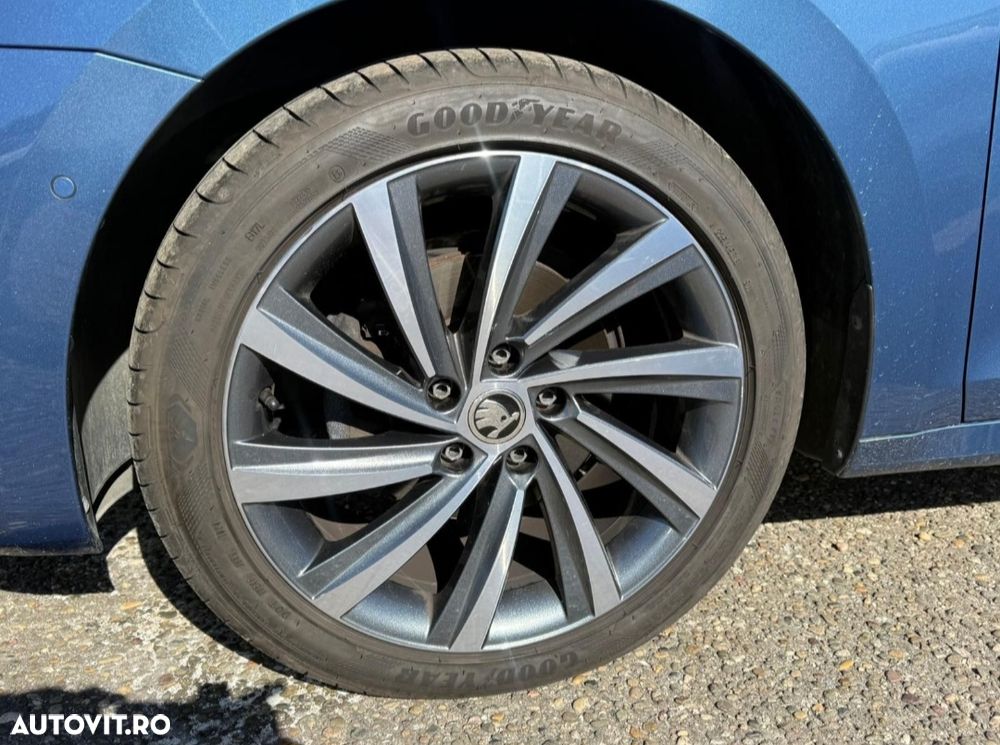 Skoda Octavia 2.0 TDI DSG First Edition - 13