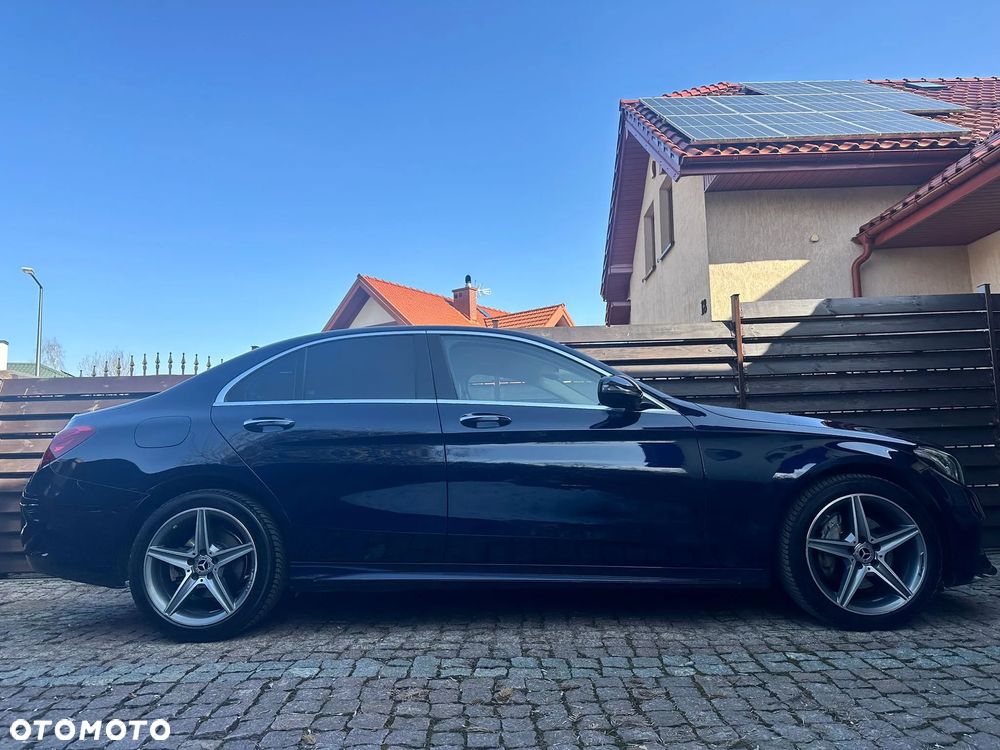 Mercedes-Benz Klasa C 200 4-Matic 9G-TRONIC - 15