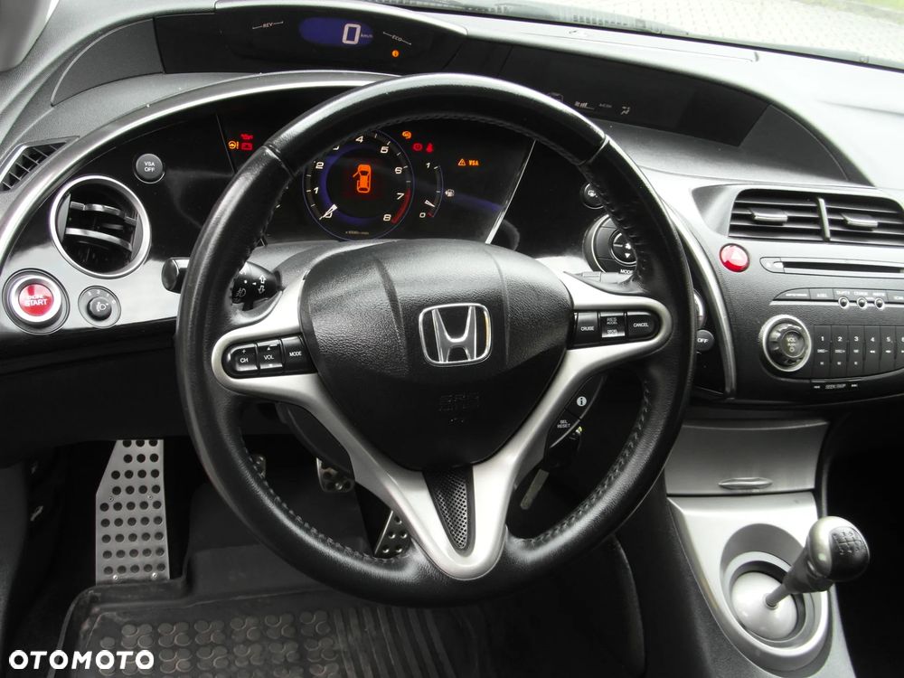 Honda Civic 1.8i-VTEC Sport - 23