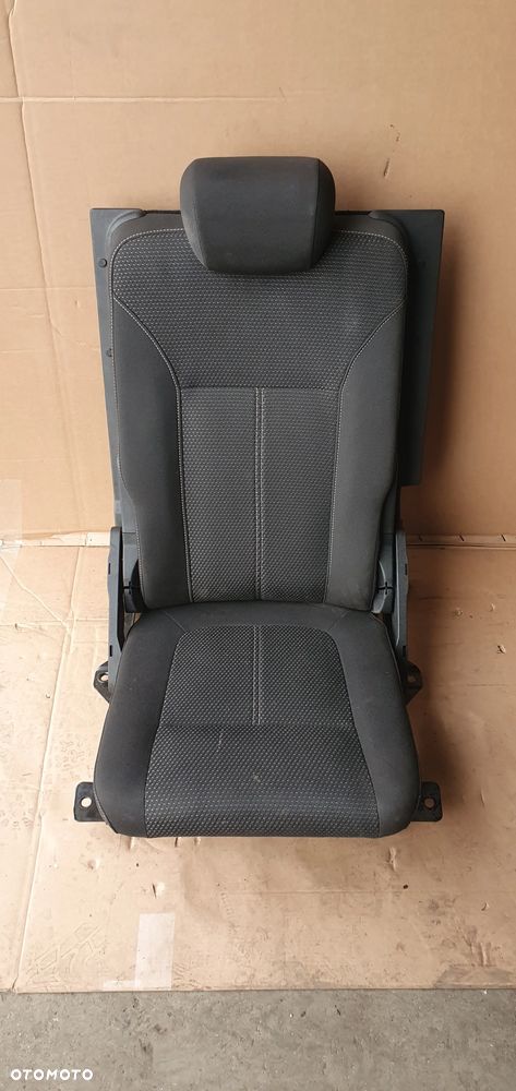 Fotel siedzenie prawy tył tylny 2 rząd Opel Zafira C - 1