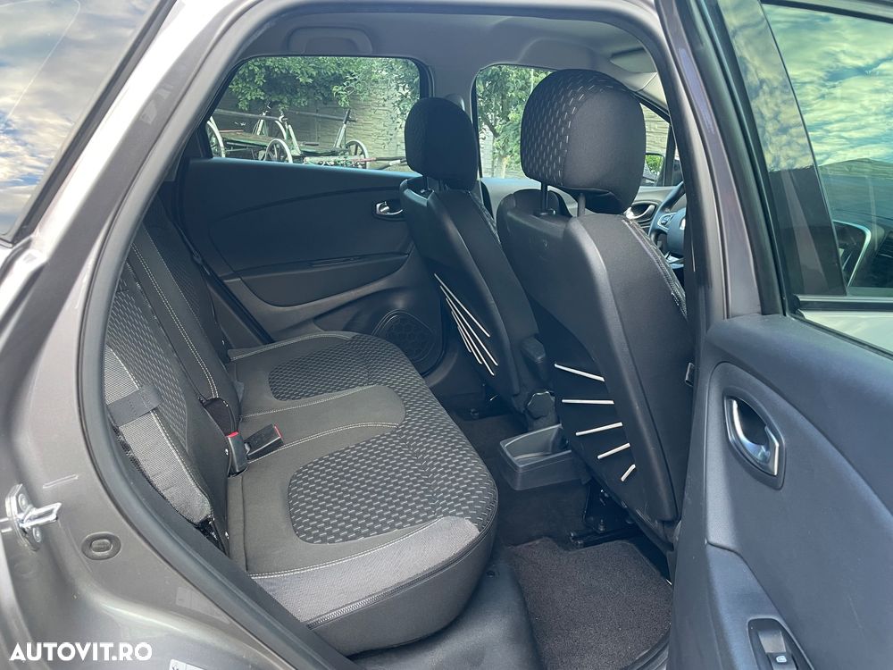 Renault Captur - 17