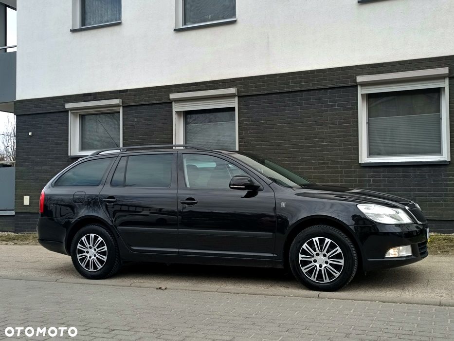Skoda Octavia 1.6 TDI DPF Active - 9